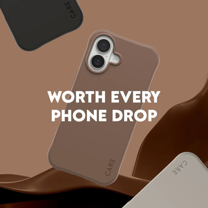 CARE by PanzerGlass CARE by PanzerGlass Fashionable Case Samba Espresso MagSafe iPhone 17