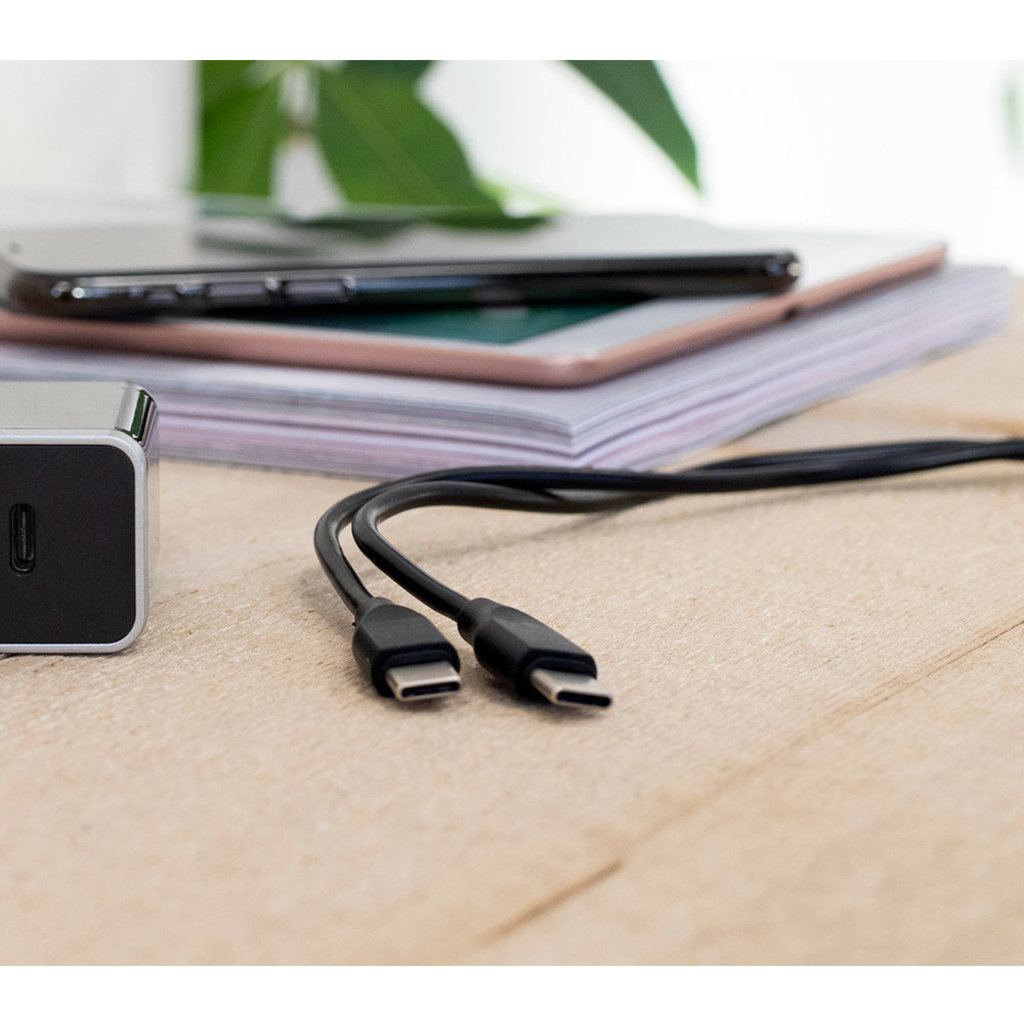 Mobiparts Mobiparts USB-C naar USB-C Kabel - 60W - 3A - 2m - Zwart