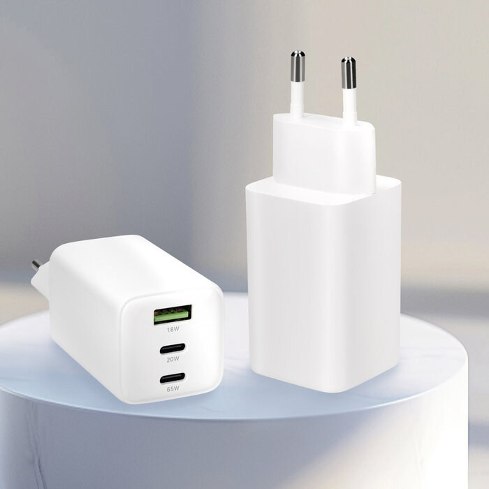 Mobiparts Mobiparts 65W GaN Snellader - 3 Poorten (2x USB-C, 1x USB-A) - Wit