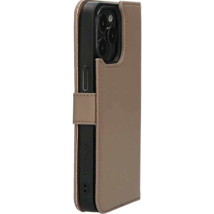 Mobiparts Mobiparts 2-in-1 Lederen Wallet Case iPhone 15 Pro Max - Taupe