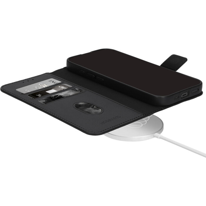 Mobiparts Mobiparts Classic Wallet Case Apple iPhone 17e/16e Black (Magsafe Compatible)