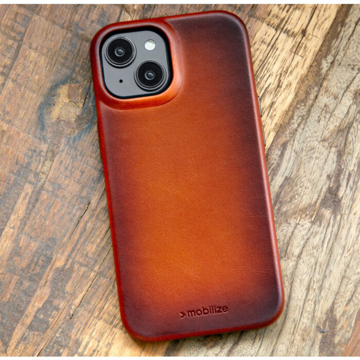 Mobilize Mobilize MagSafe Premium Leather Case iPhone 15 Pro Max - Burned Cognac