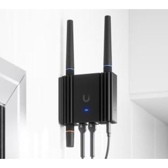 Ubiquiti Ubiquiti UniFi Mobile Router Ultra - 4G LTE Cat 4 Router