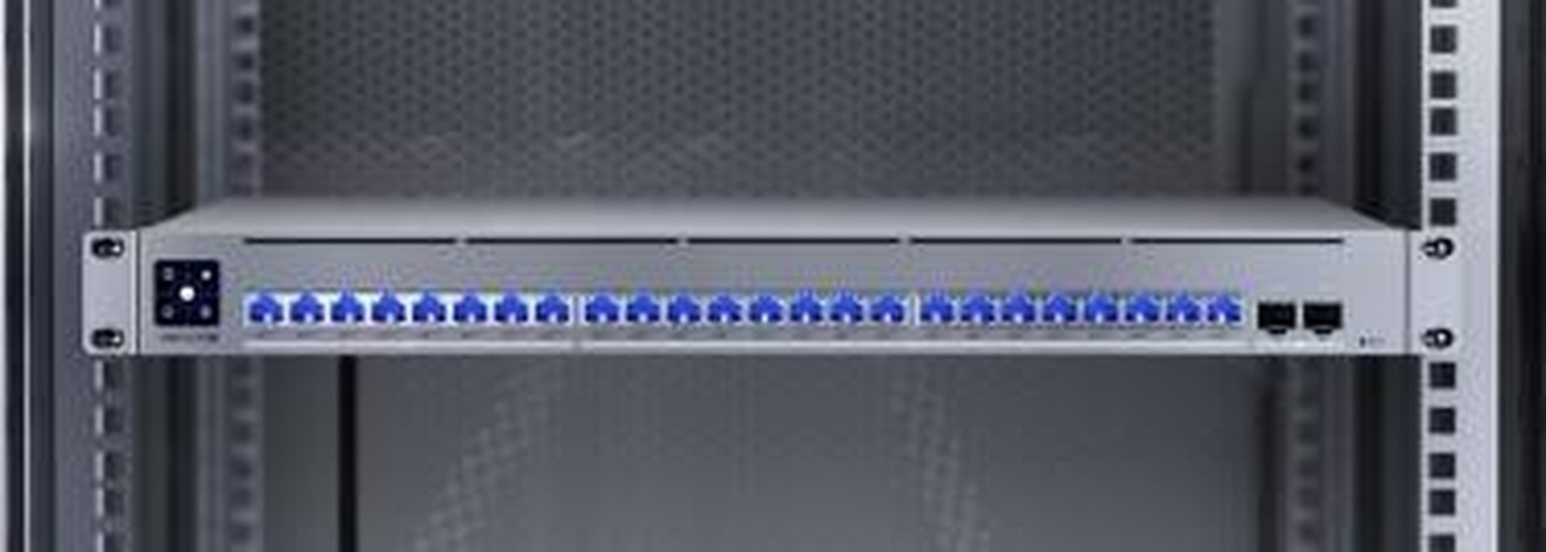 Ubiquiti Ubiquiti UniFi Pro XG 24 - Layer 3 Switch (8x 2.5G, 16x 10G, 2x 25G)