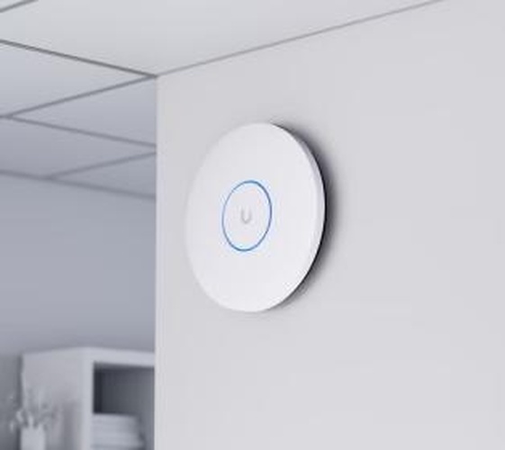 Ubiquiti Ubiquiti UniFi U7 Pro XG Wi-Fi 7 Tri-Band Access Point (10 GbE)