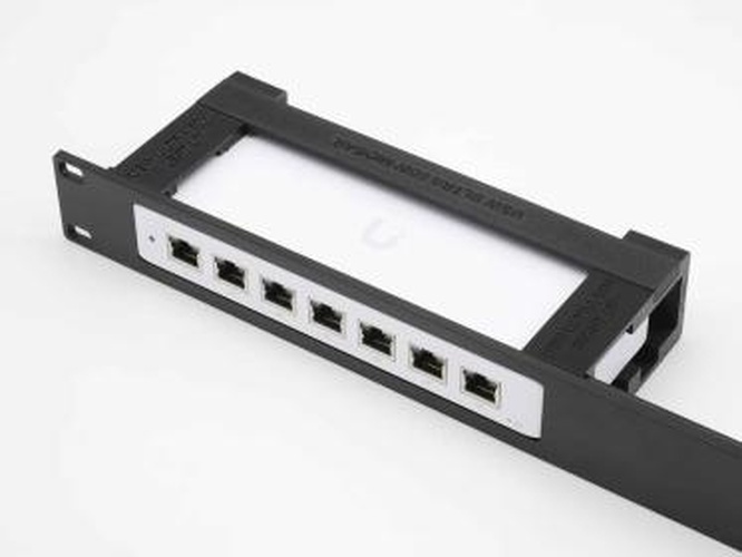 Ubiquiti Ubiquiti 19 inch Rackmount Kit voor USW-Ultra (60W/210W)