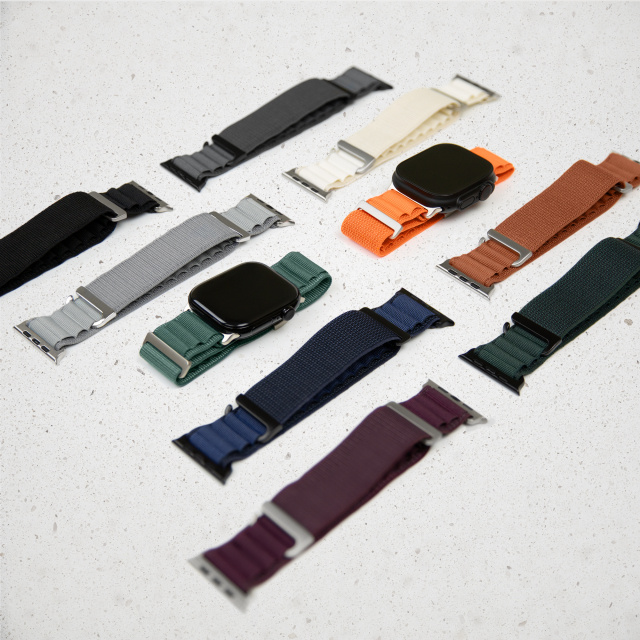 Mobilize Mobilize Alpine Nylon Band - Titanium Connector - Apple 38/40/41/42mm - Donkergrijs