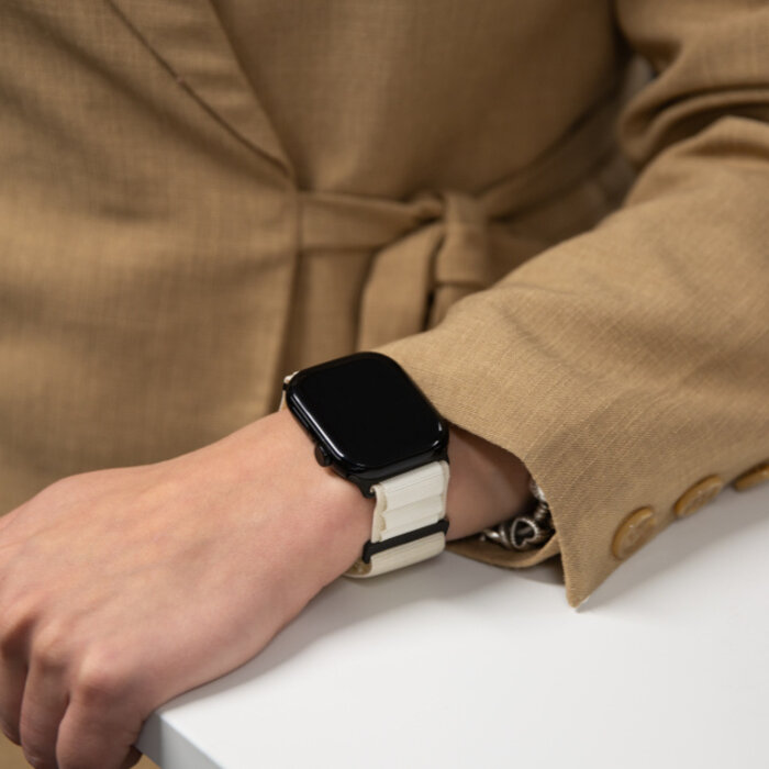 Mobilize Mobilize Nylon Watch Band - Alpine - Black Connector - for Apple 38/40/41/(Gen 10+) 42mm - Starlight