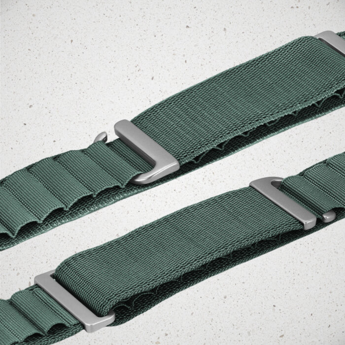 Mobilize Mobilize Alpine Nylon Watch Band 38/40/41/42mm - Titanium Connector - Groen