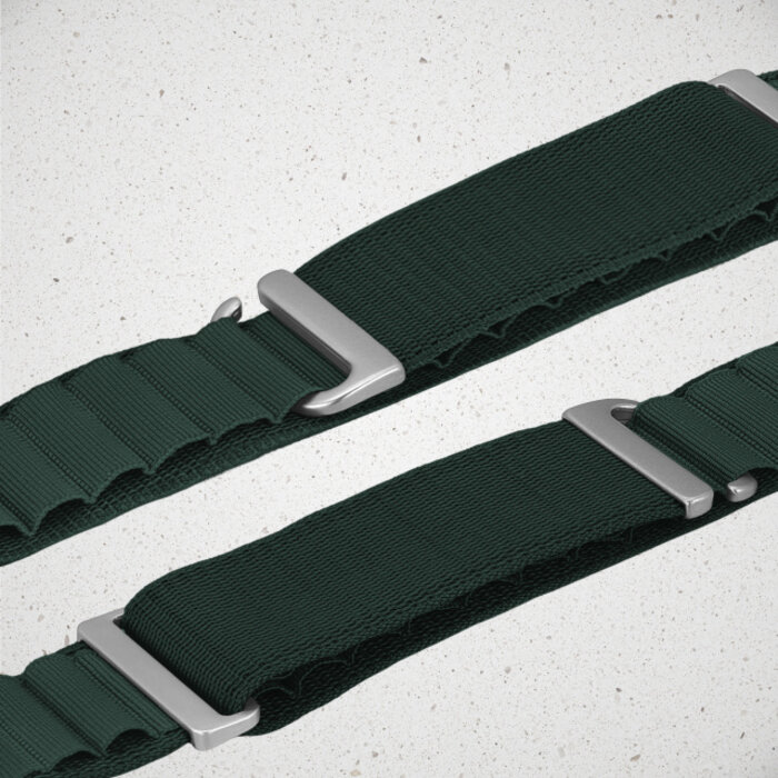 Mobilize Mobilize Nylon Watch Band - Alpine - Titanium Connector - for Apple 42 (Gen 1 t/m 3)/44/45/46/49mm - Dark Green