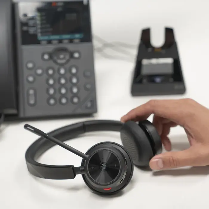 Poly Poly Voyager 4320 Stereo Teams Draadloze Headset (USB-A/C)