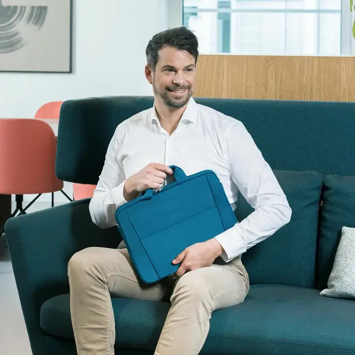 Dicota Dicota Eco Slim Case Base 13-14,1" Laptoptas - Blauw (rPET)