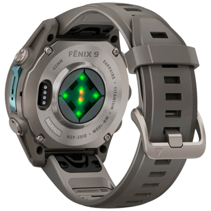 Garmin Garmin Fenix 9 43mm Titanium Smartwatch - Saffierglas