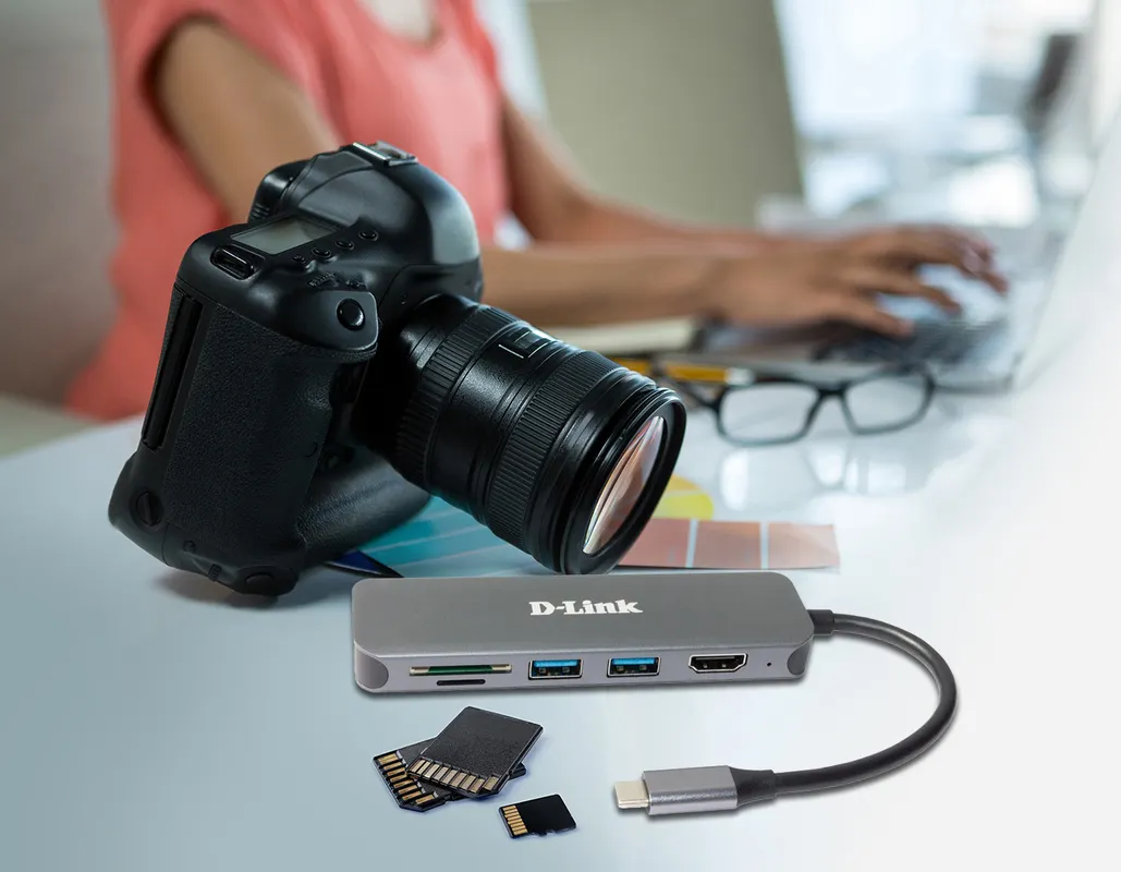 D-Link D-Link DUB-2327 6-in-1 USB-C Hub met 4K HDMI en 60W Power Delivery