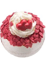 Bomb Cosmetics Bath Blaster 'Crazy, Stupid, Love' - Body & Soap