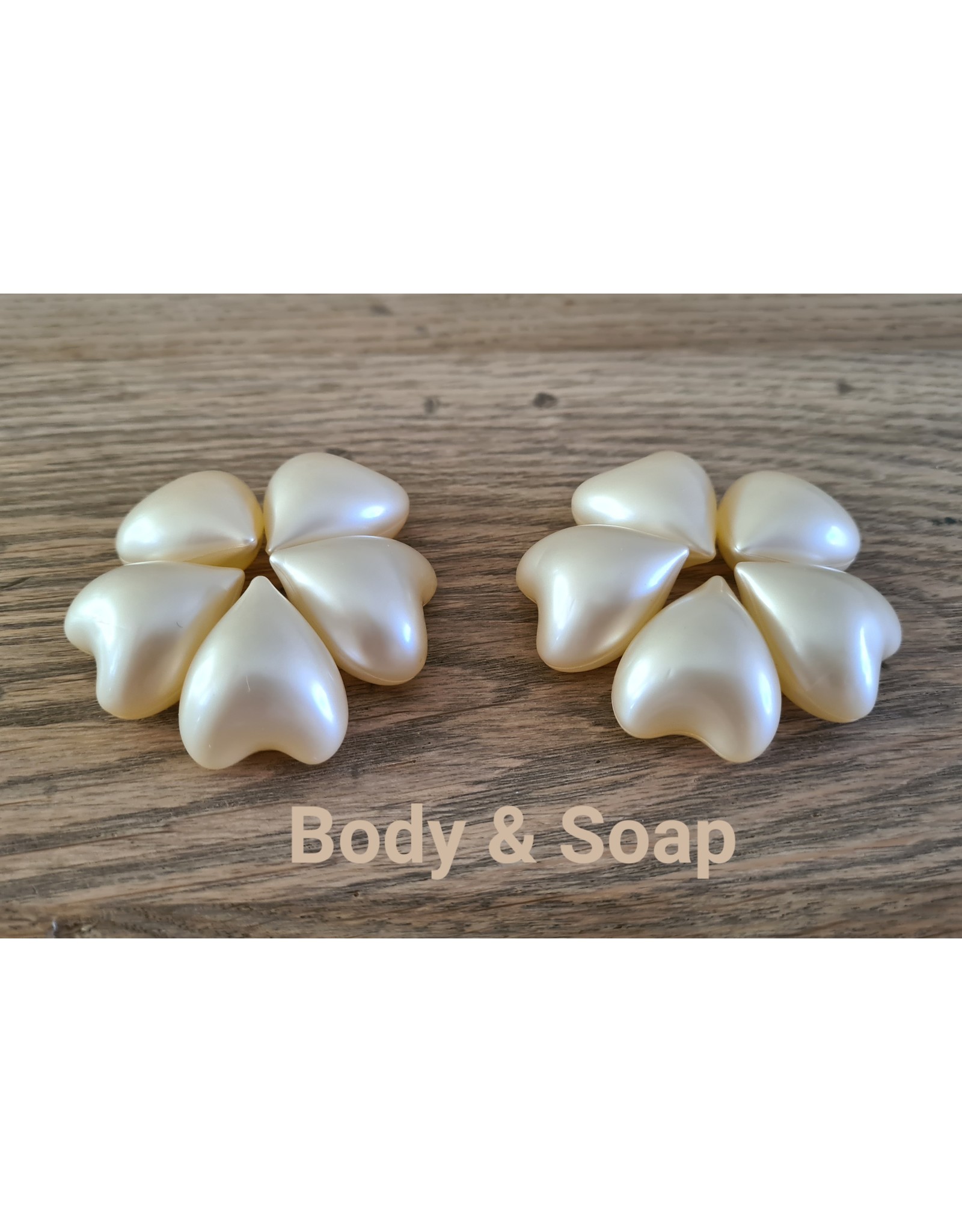Badparel figuurtjes (hart-creme) - Body & Soap