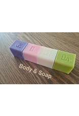 Letterzeepjes 'GIRL' - Body & Soap