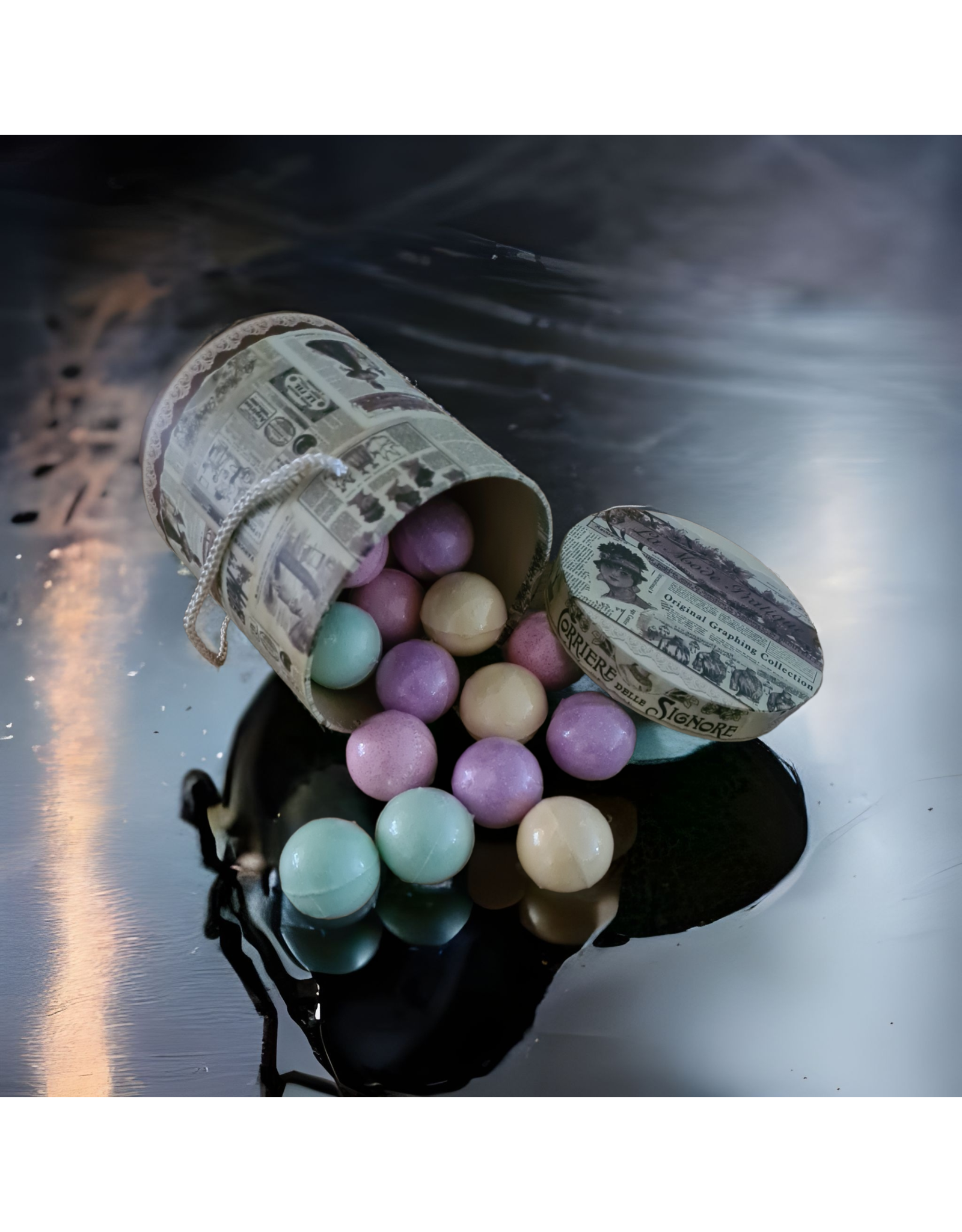 Trommel met 18 mini bruisers - Body & Soap