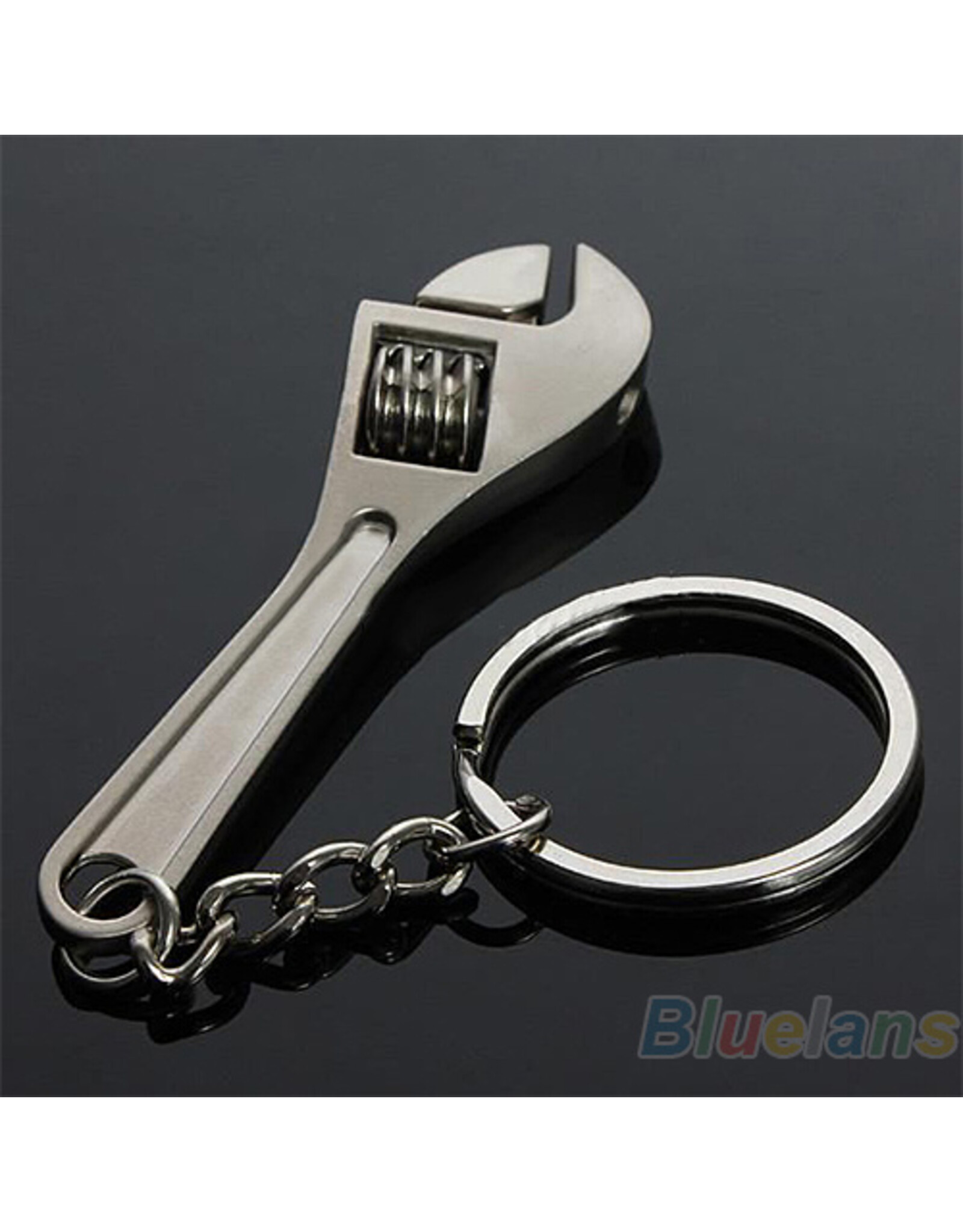 10 Tool Keychains – For the Handy Pro or DIY Fan