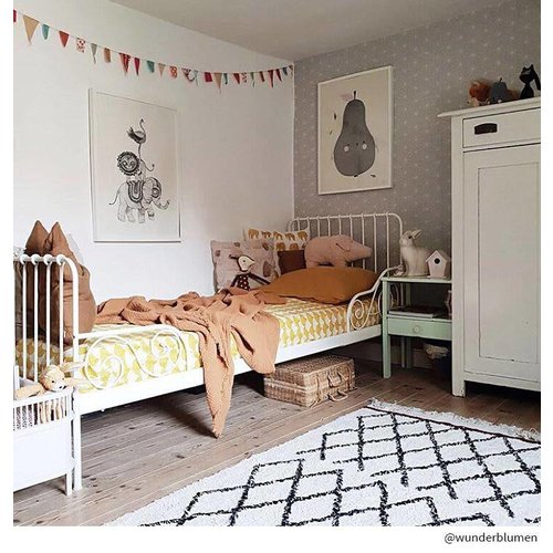 Swedish linens Mustard yellow fitted sheet 90 x 120 Swedish linens Mustard yellow fitted sheet 90 x 120