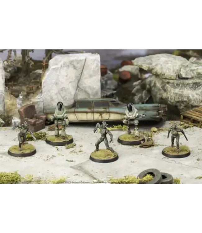 Fallout Robots: Assaultrons & Protectrons