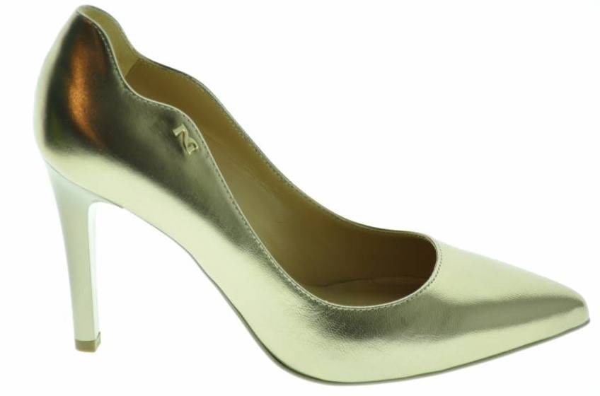 nero giardini gouden pumps