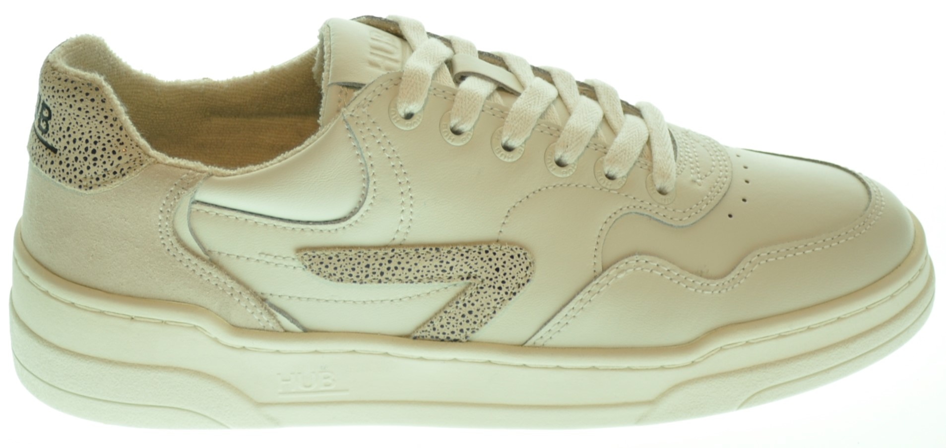 Wit hub footwear sneaker bij Schoenen Verduyn | Gratis levering