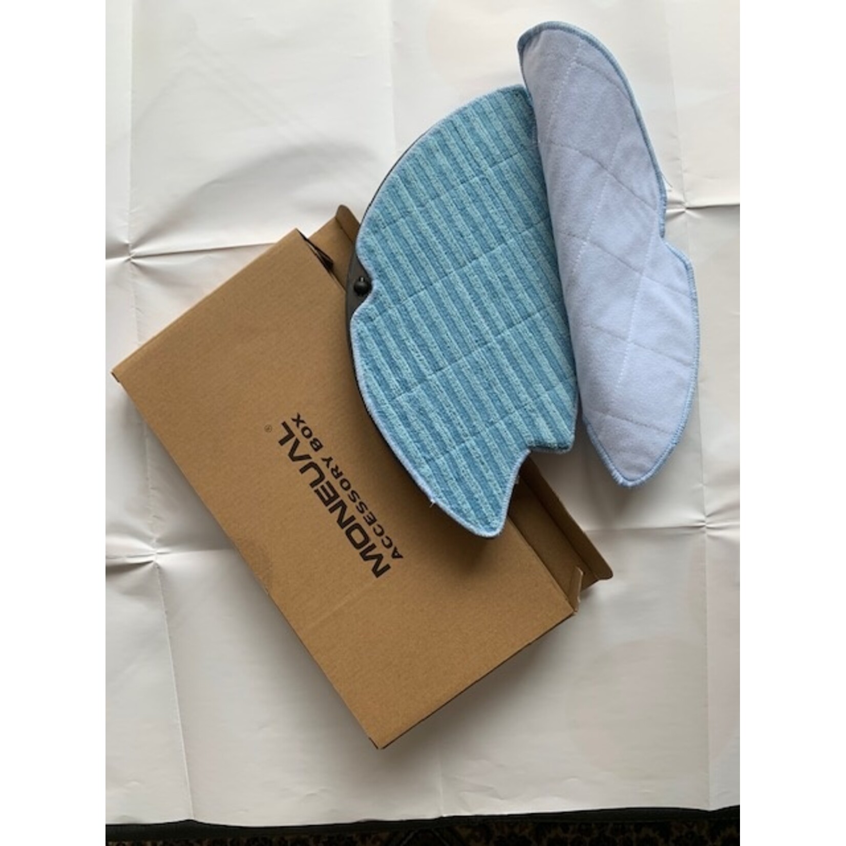 Moneual MBOT 900 combi vacuum/mop - Copy