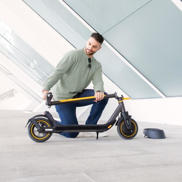 Cecotec Elektrische scooter Bongo D20 Serie - RoboCleaners