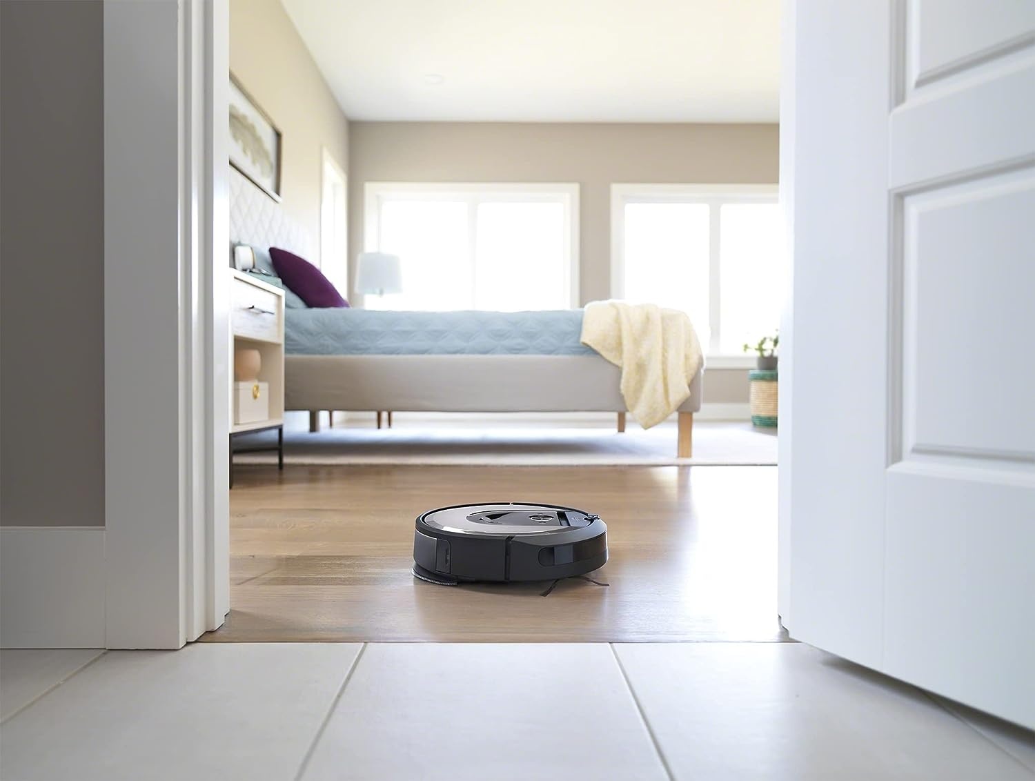 Vente flash  : l'aspirateur iRobot Roomba Combo i8 + voit