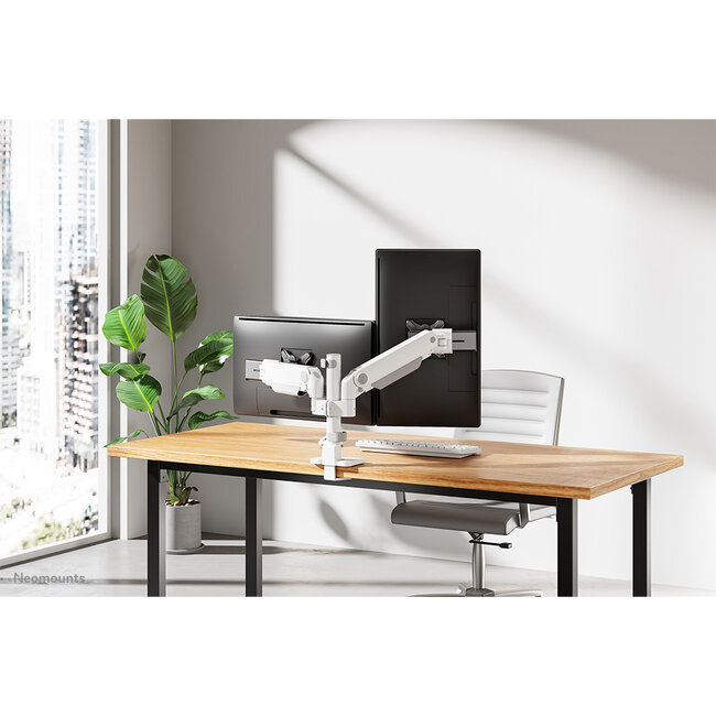 Neomounts DS65S-950WH2 Monitorarm 24-34" - gasveer - Topfix - multi-instelbaar - 180°-stop