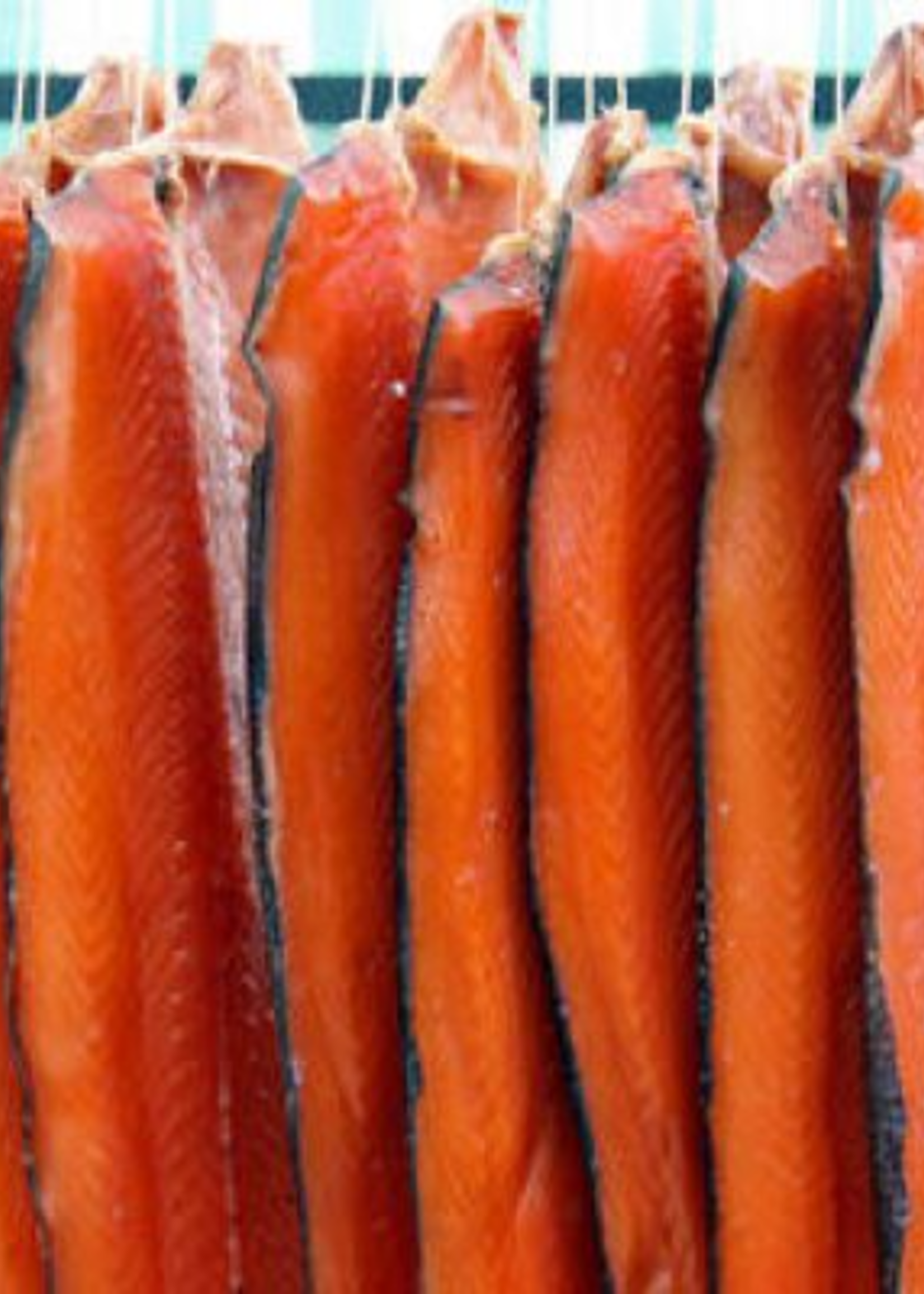 Vuur & Rook Hanging Cold Smoked Norwegian Salmon 1000 grams + FREE Salmon Recipes Book