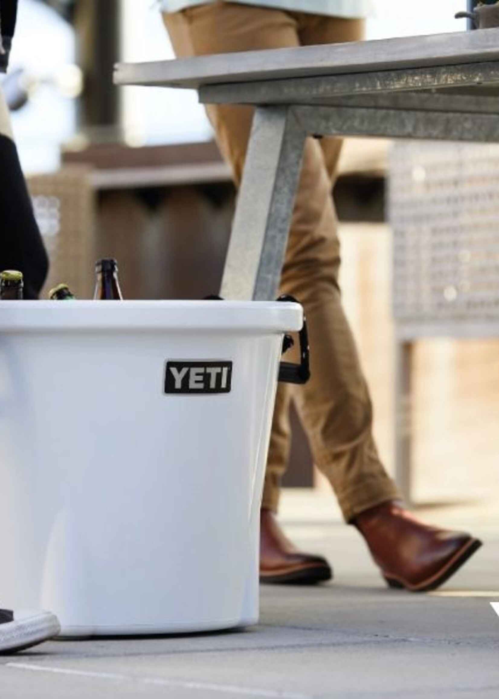 YETI Yeti Tank Ice Bucket 85 Tan