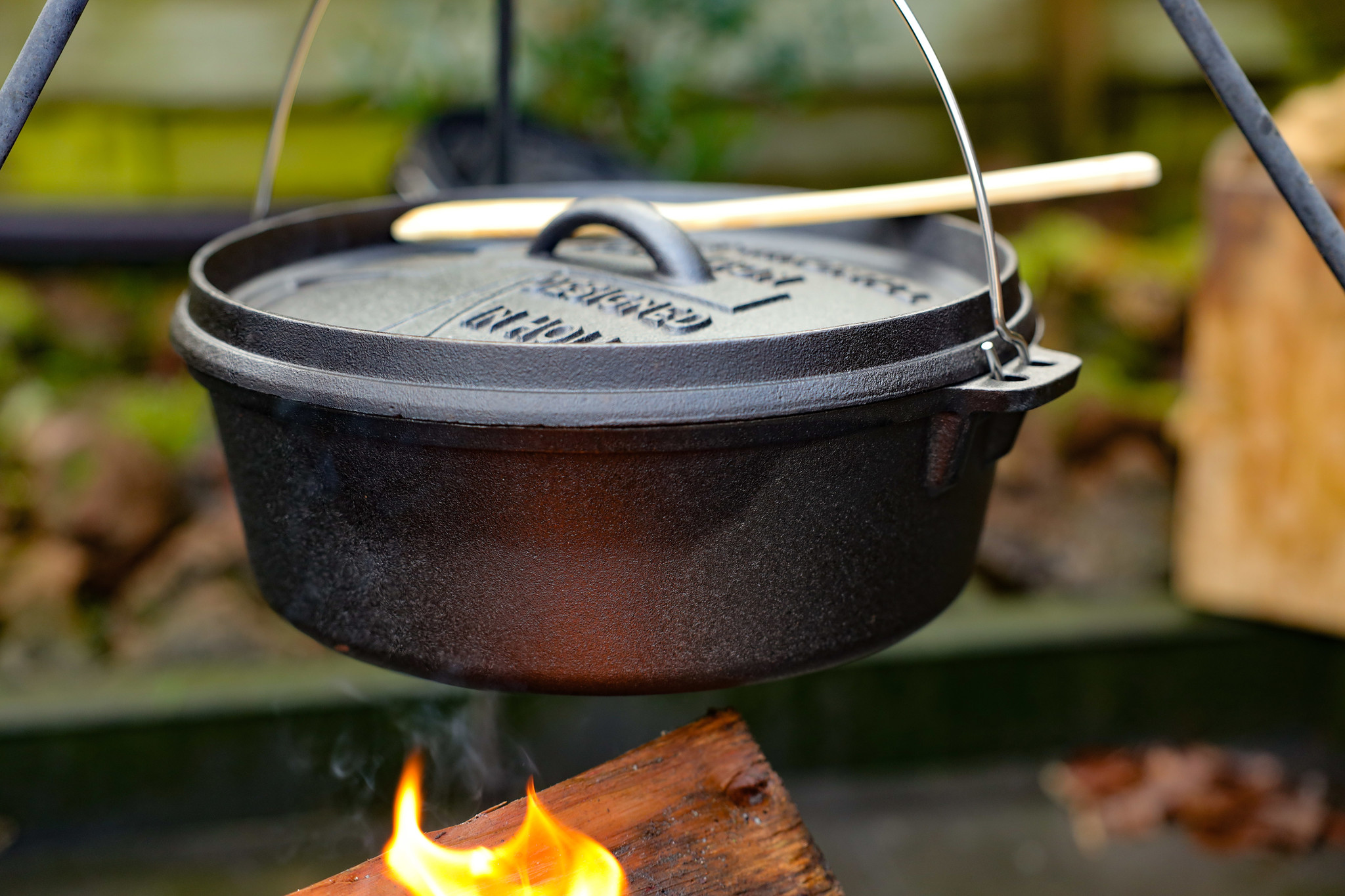 The Windmill Dutch Oven 6 Qt - The Smoke Pit