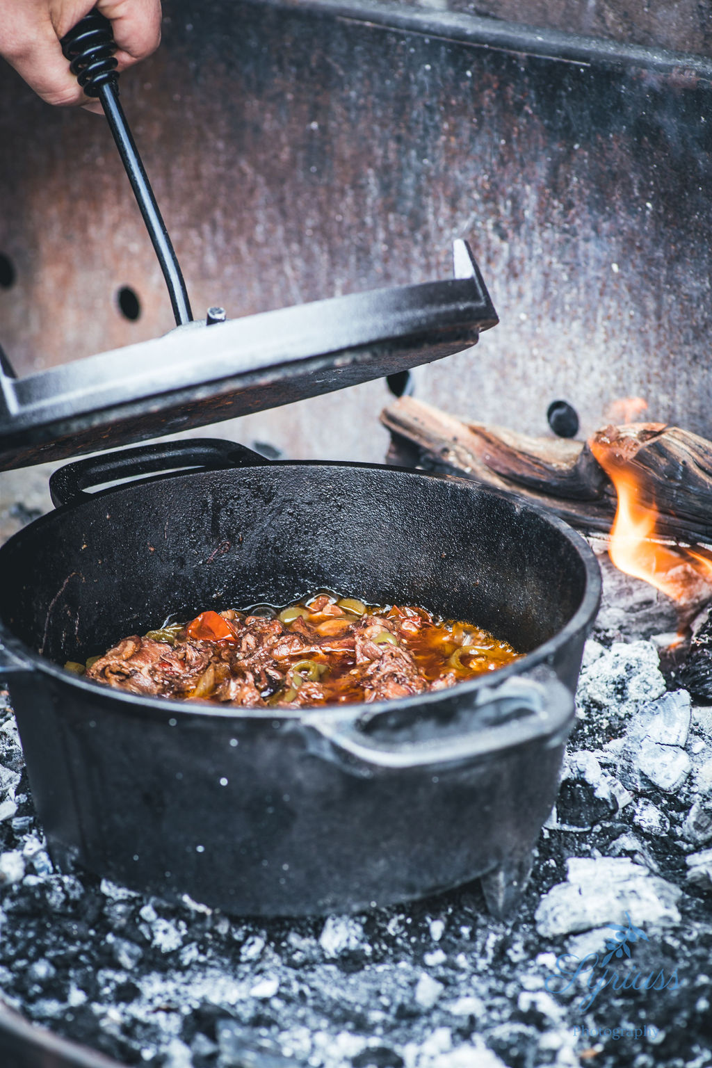 The Windmill The Windmill Dutch Oven 9 qt