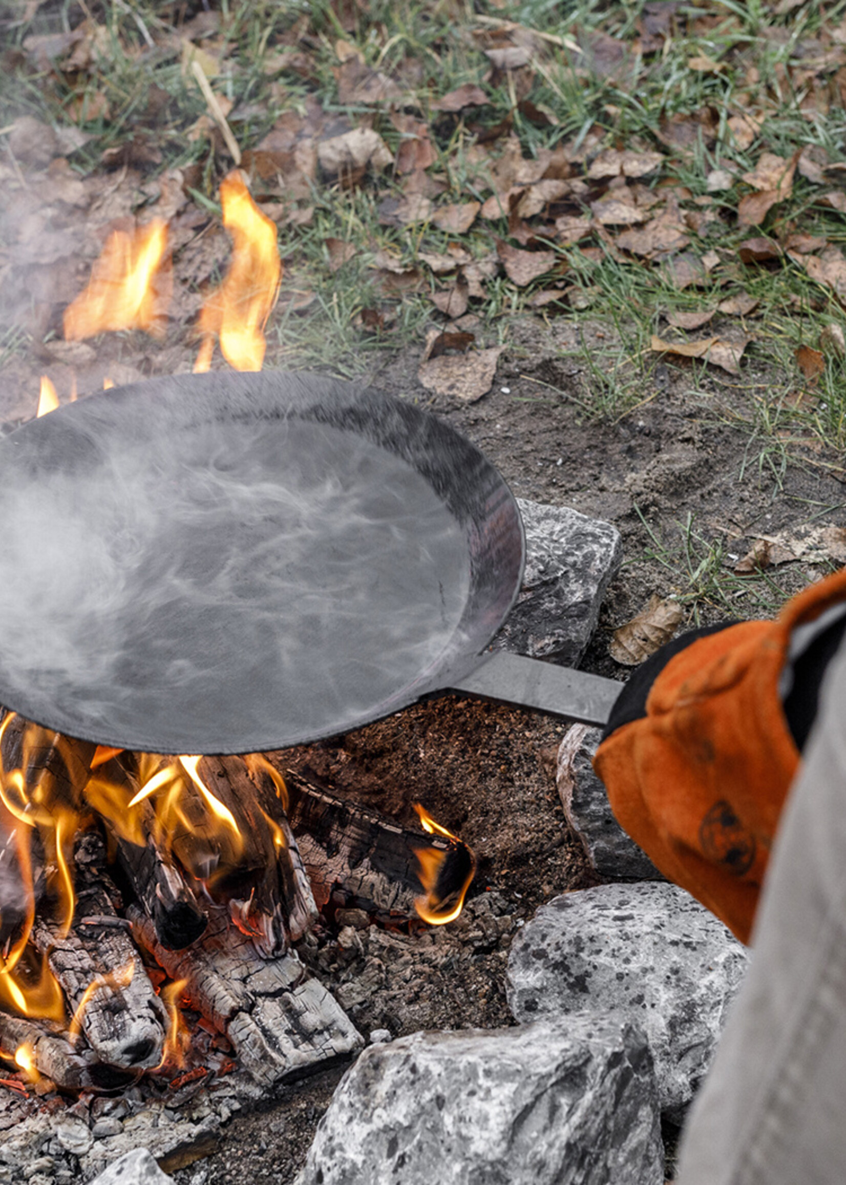 Petromax Petromax Campfire Support for Wrought Iron Pans