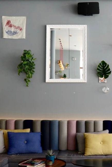Bonalino - Barok Spiegel met Bladpatroon - Goud Gekleurd Frame