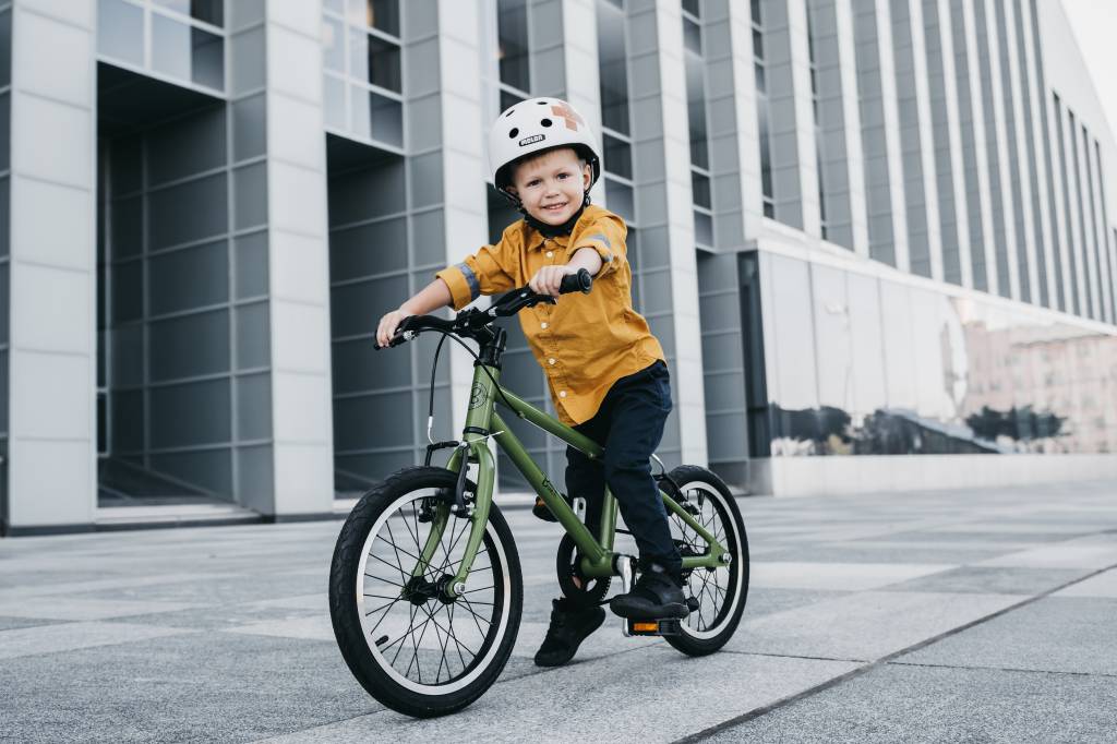 Cycling With Children