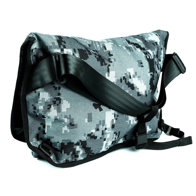 restrap pack messenger bag