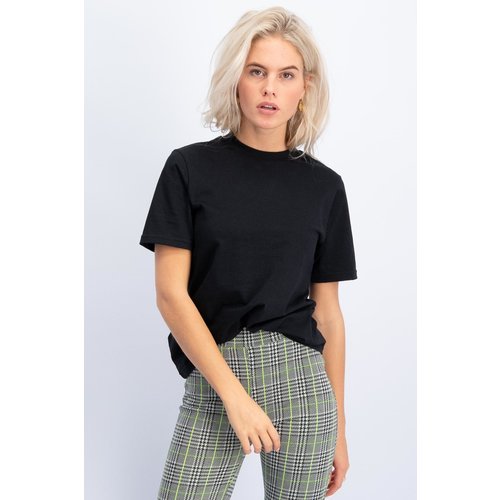 Colourful Rebel 5686 - HIGH NECK TEE BLACK Colourful Rebel 5686 - HIGH NECK TEE BLACK