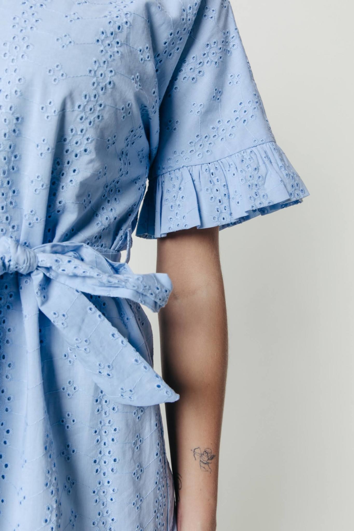 8290 - Beau Broiderie Dress Blue