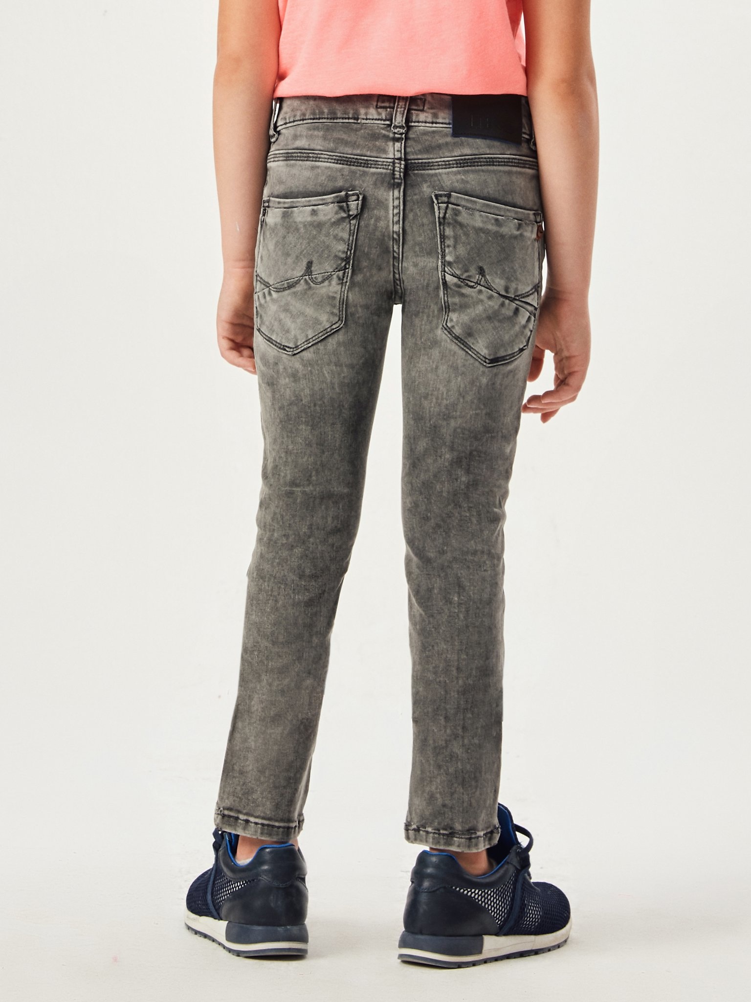 Ravi xtra skinny - 53382 serri