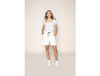 Diza Short 01.4 MILKY WHITE