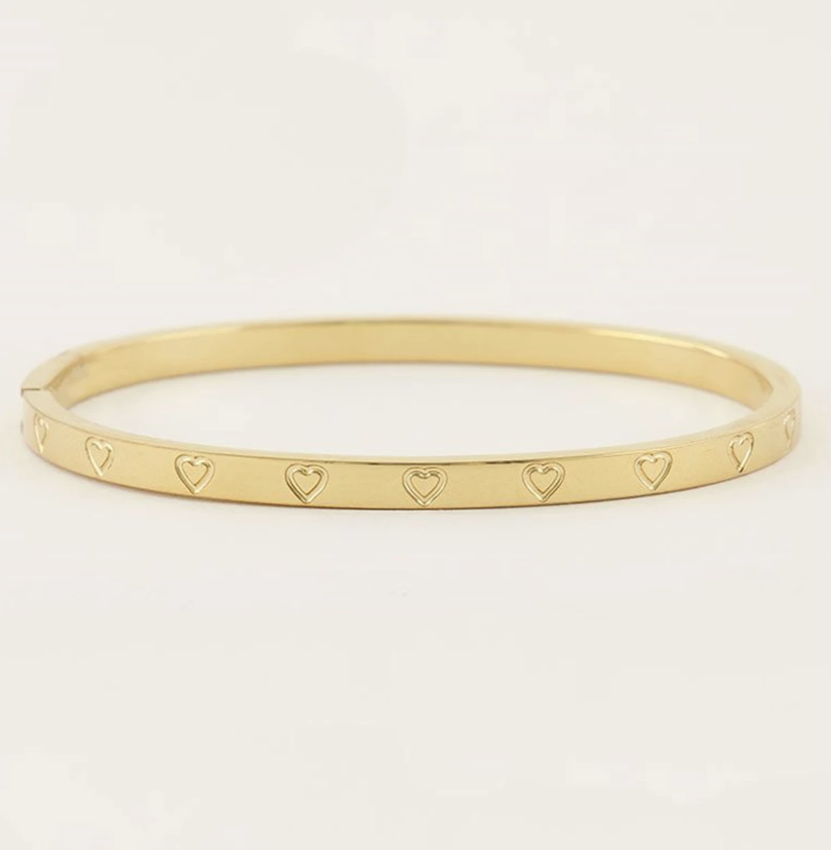 Bangle met gegraveerde hartjes MJ073471200 Goud