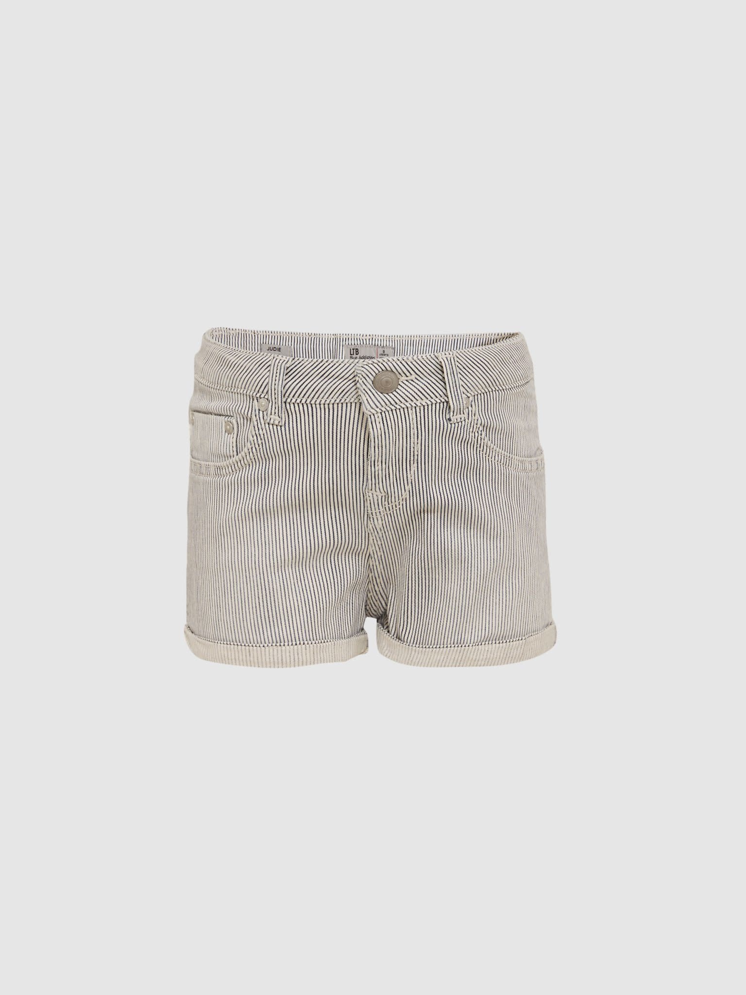 Judie shorts // 53708 bleach line
