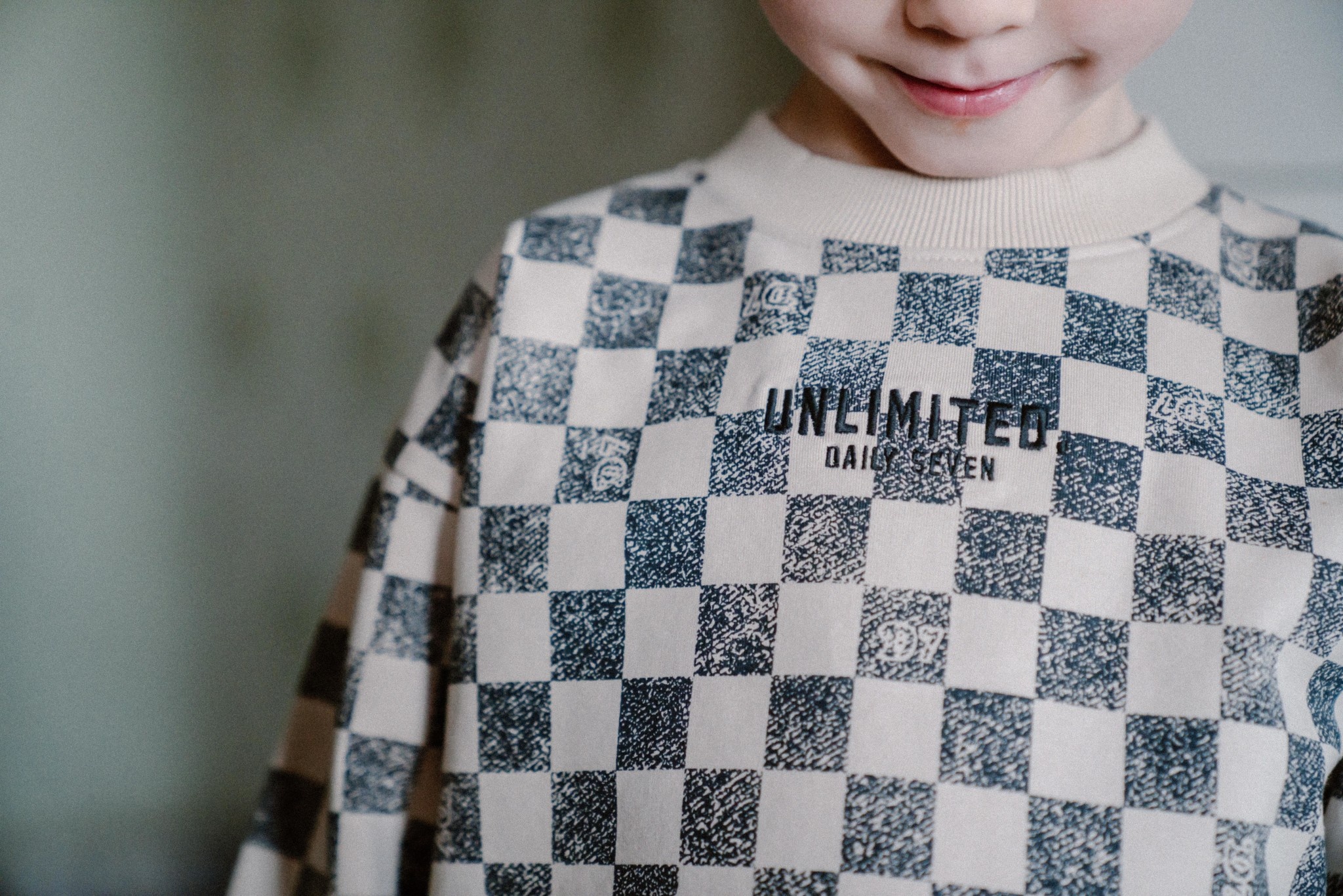 Organic Sweater Oversized Checkerboard D7B-W23-4505 Cement Grey