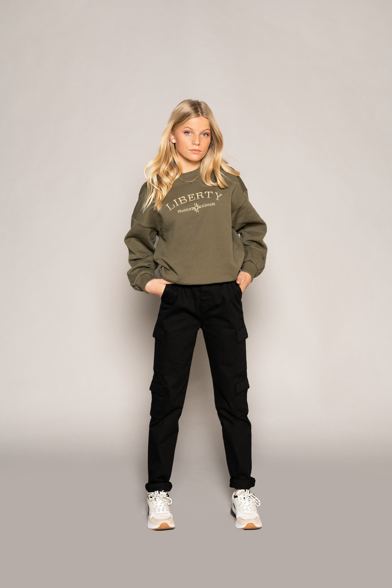 Kymora Sweater B FL23722 B 20.9 DARK OLIVE