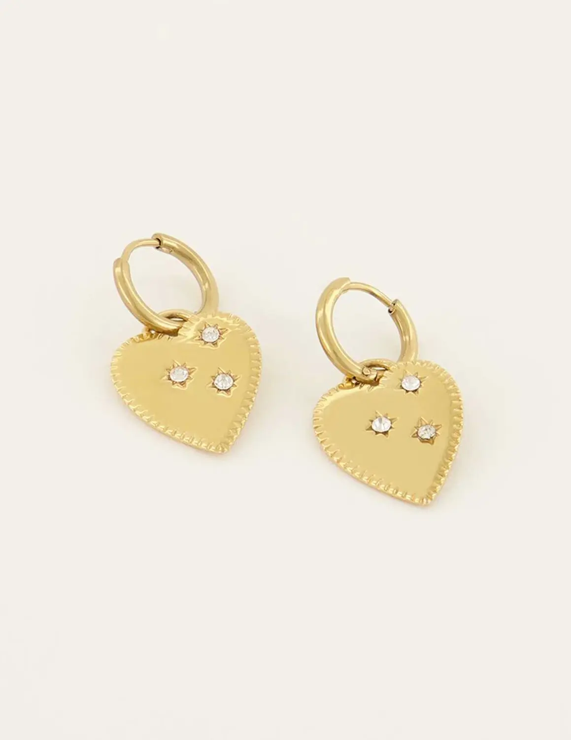 Earring with big heart charm MJ08023 Goud