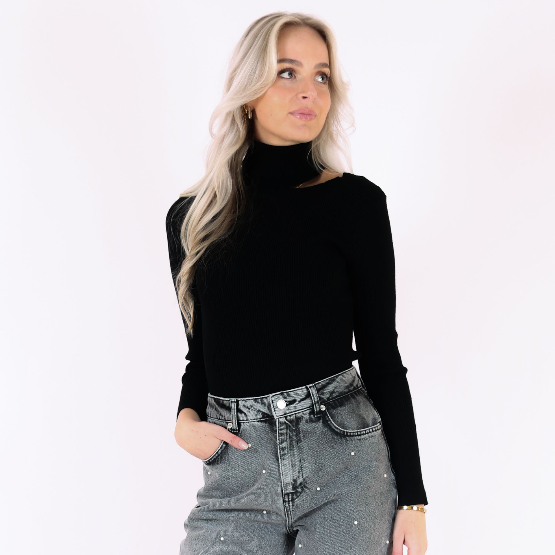CHLOE TOP - BLACK