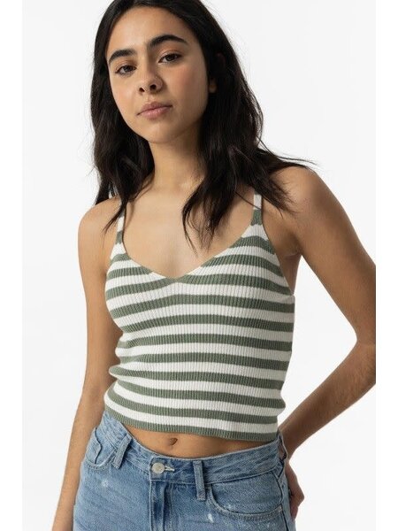 10054737 Peonia_2 820 Epsom